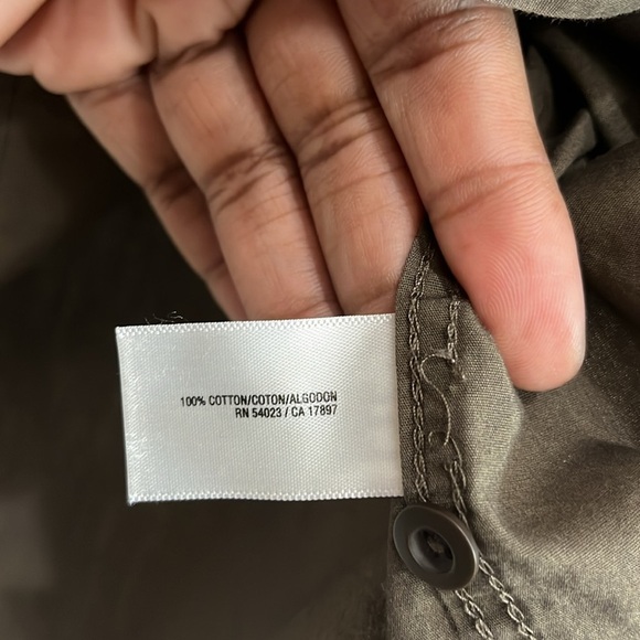 Old Navy Adult Man Size Small Brown Button Up Casual Short Sleeve Shirt Slim Fit - Picture 6 of 7